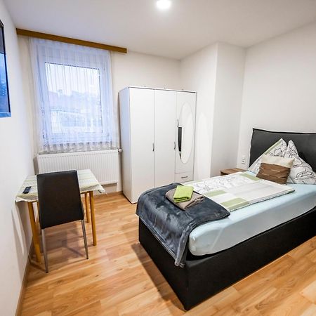 Die Schlafstube - Bed&Breakfast Zeltweg Exterior foto
