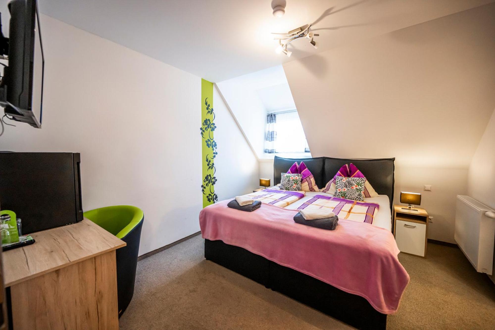 Die Schlafstube - Bed&Breakfast Zeltweg Exterior foto