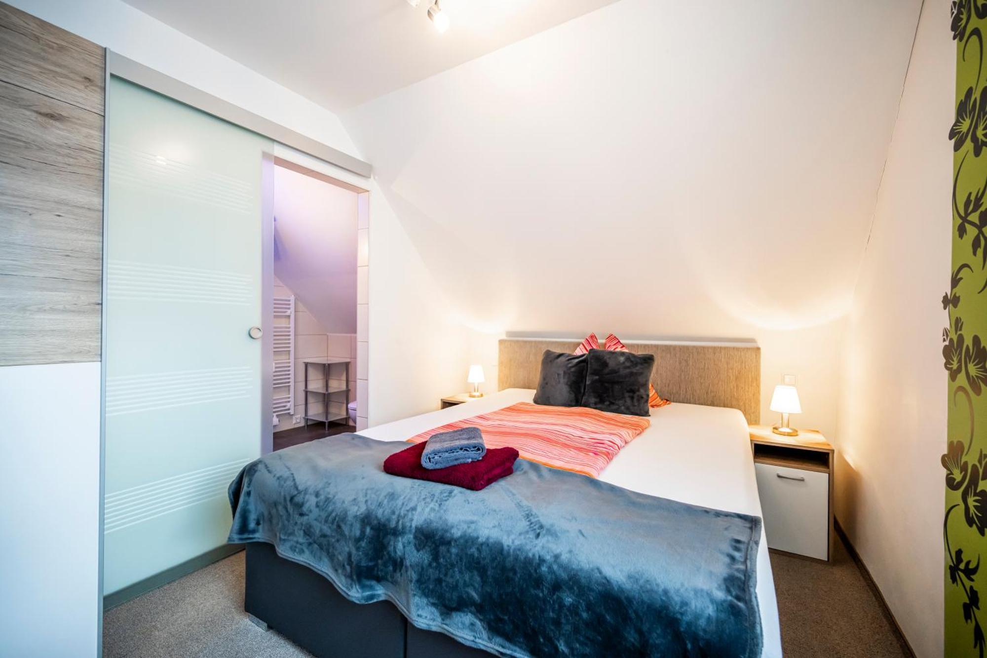 Die Schlafstube - Bed&Breakfast Zeltweg Exterior foto